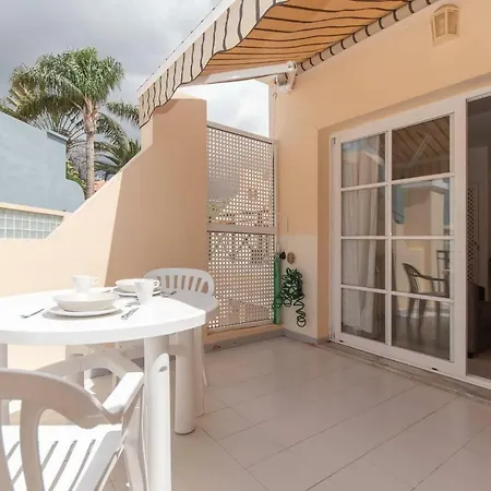 Yucca Park 20 - One Bed Apartman *