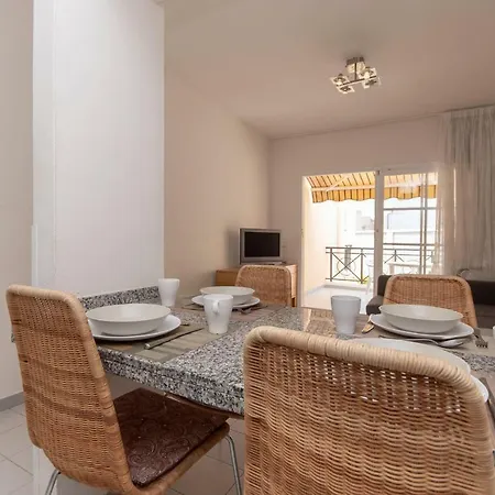 Yucca Park 20 - One Bed Apartman *