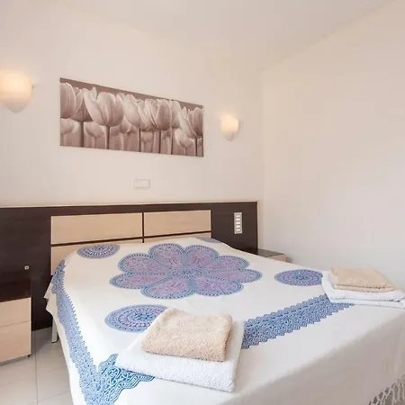 Yucca Park 20 - One Bed * Costa Adeje (Tenerife)